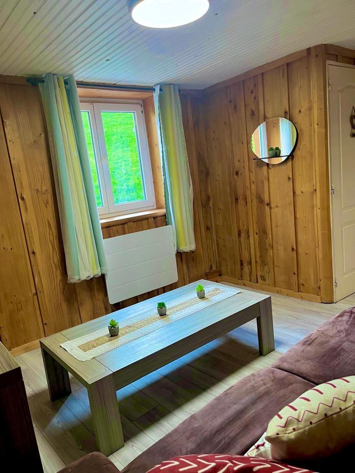 Appartement Dans Maison Familiale Bellevaux Luaran gambar